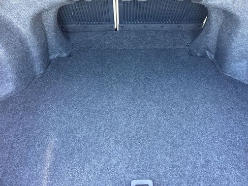 Used 2014 Toyota Camry XLE w/ Leather Package image 16