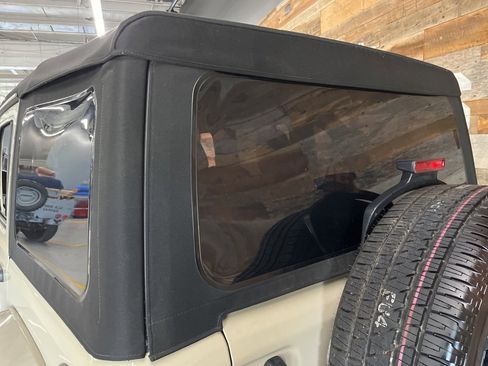 Used 2022 Jeep Wrangler Unlimited Sahara w/ Cold Weather Group image 22