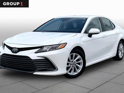 Used 2024 Toyota Camry LE FWD image 1