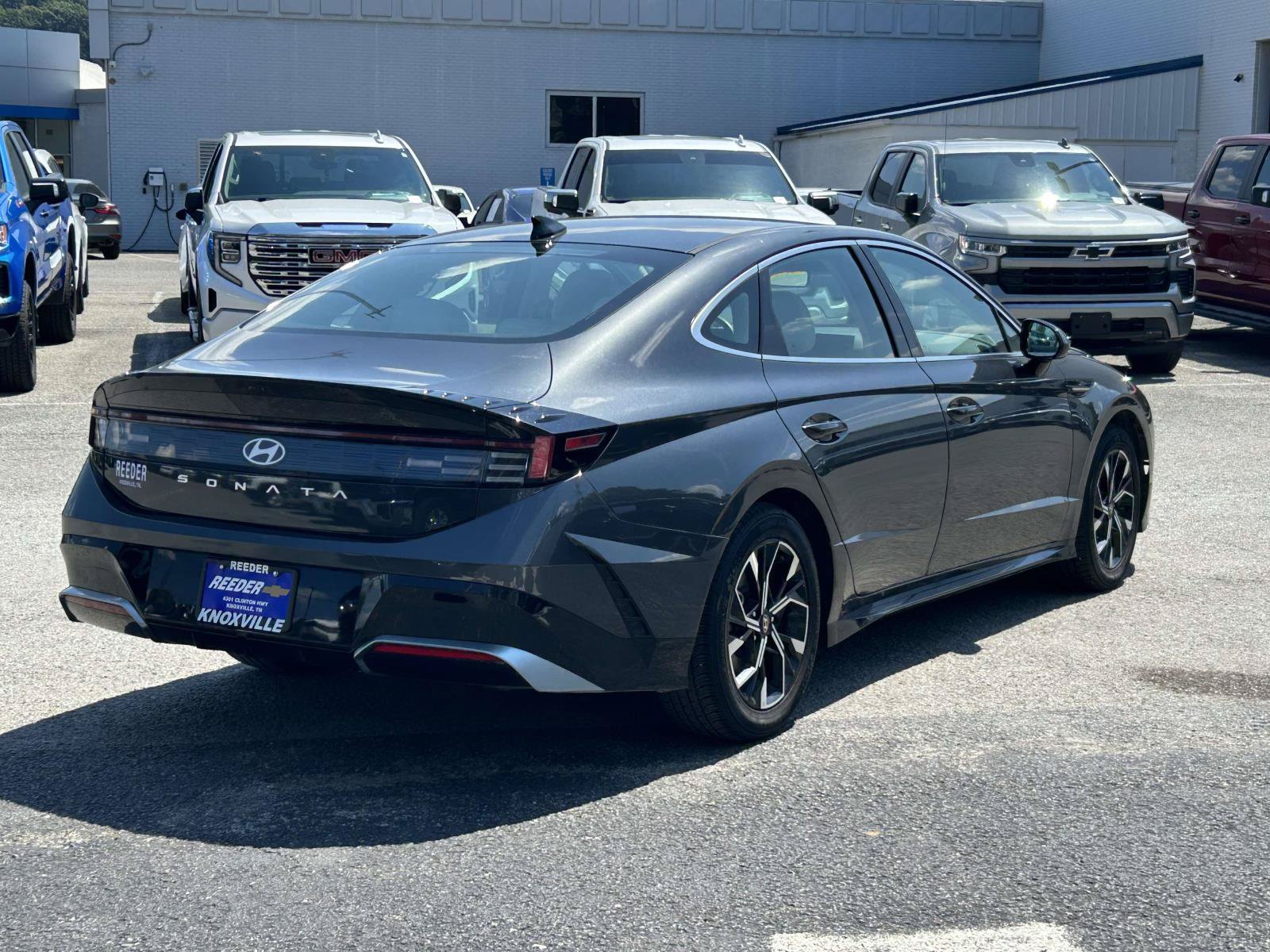 Used 2025 Hyundai Sonata SEL FWD image 7