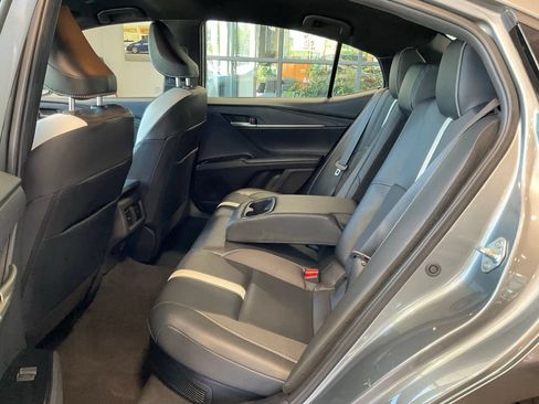 Certified 2025 Toyota Camry SE FWD image 22
