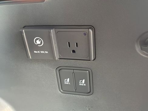 New 2026 Kia EV9 Light RWD image 39