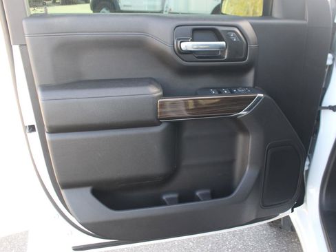 Used 2022 Chevrolet Silverado 1500 LT Trail Boss image 15