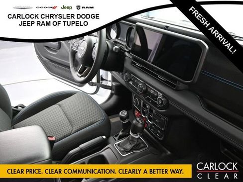 Used 2025 Jeep Wrangler Unlimited Rubicon 4xe w/ Convenience Group image 45