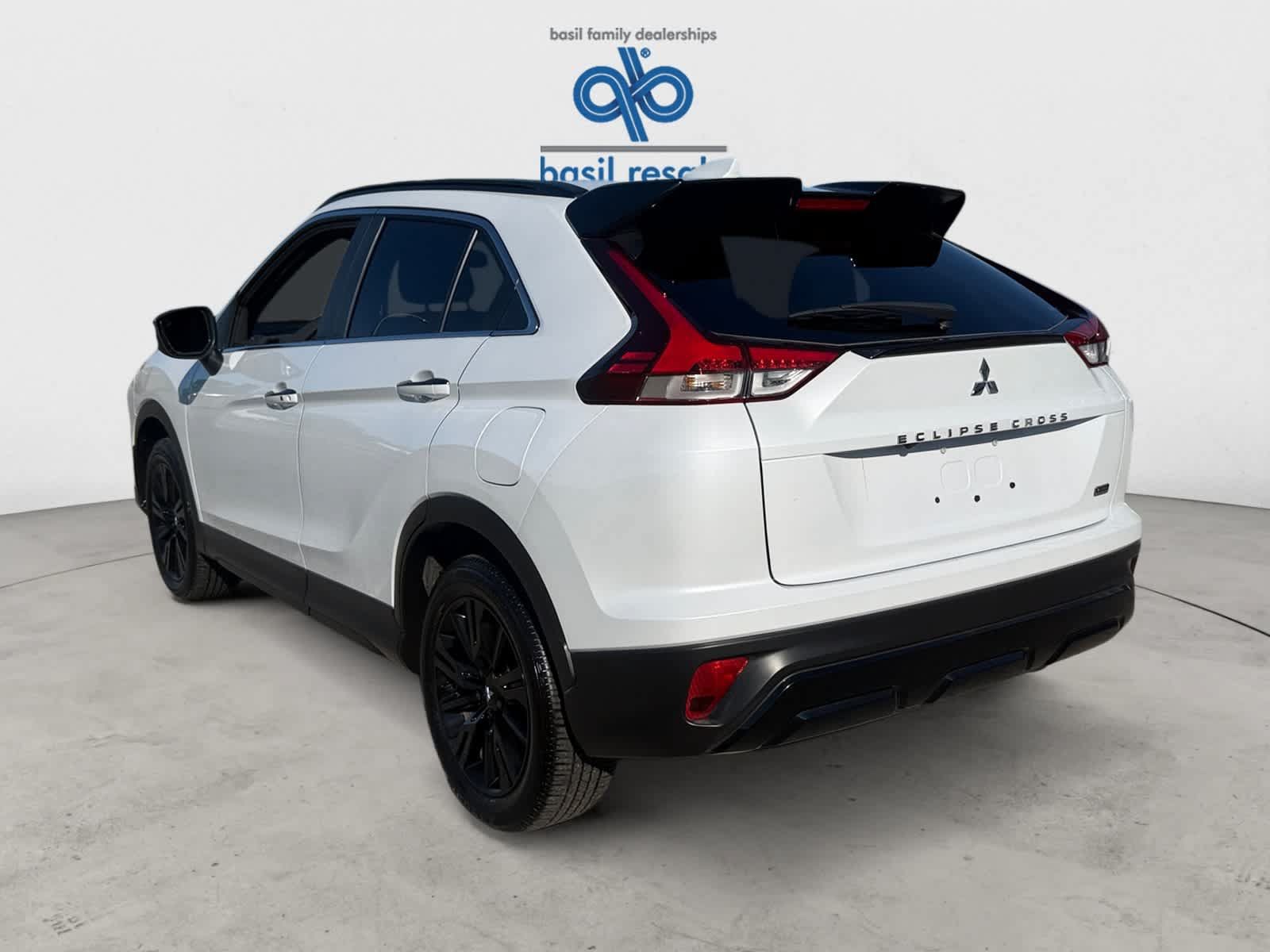 Used 2025 Mitsubishi Eclipse Cross AWD image 4