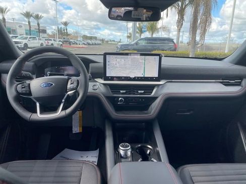 New 2026 Ford Explorer ST-Line w/ ST-Line Street Pack image 23