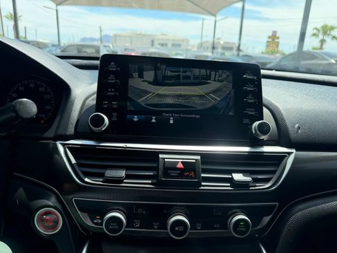 Used 2018 Honda Accord Sport image 21