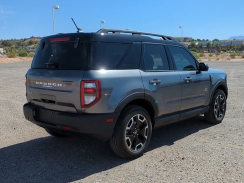 Used 2023 Ford Bronco Sport Outer Banks AWD/4WD image 5