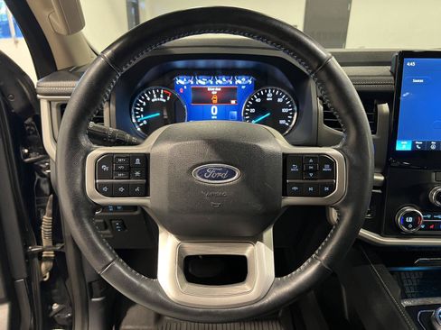 Used 2023 Ford Expedition XLT AWD/4WD image 11