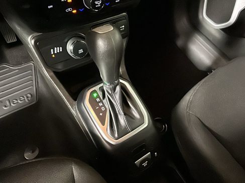 Used 2021 Jeep Renegade Sport AWD/4WD image 23
