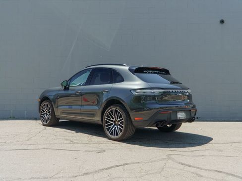 Certified 2026 Porsche Macan AWD/4WD image 3