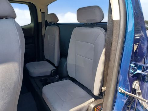 Used 2019 Chevrolet Colorado W/T w/ WT Convenience Package AWD/4WD image 16