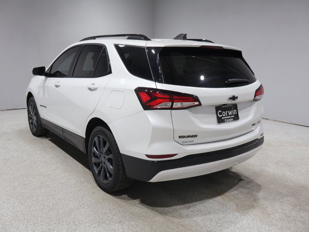 Used 2024 Chevrolet Equinox RS w/ RS Leather Package AWD/4WD image 5