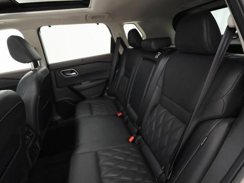 Used 2022 Nissan Rogue Platinum w/ Head-Up Display Package image 20