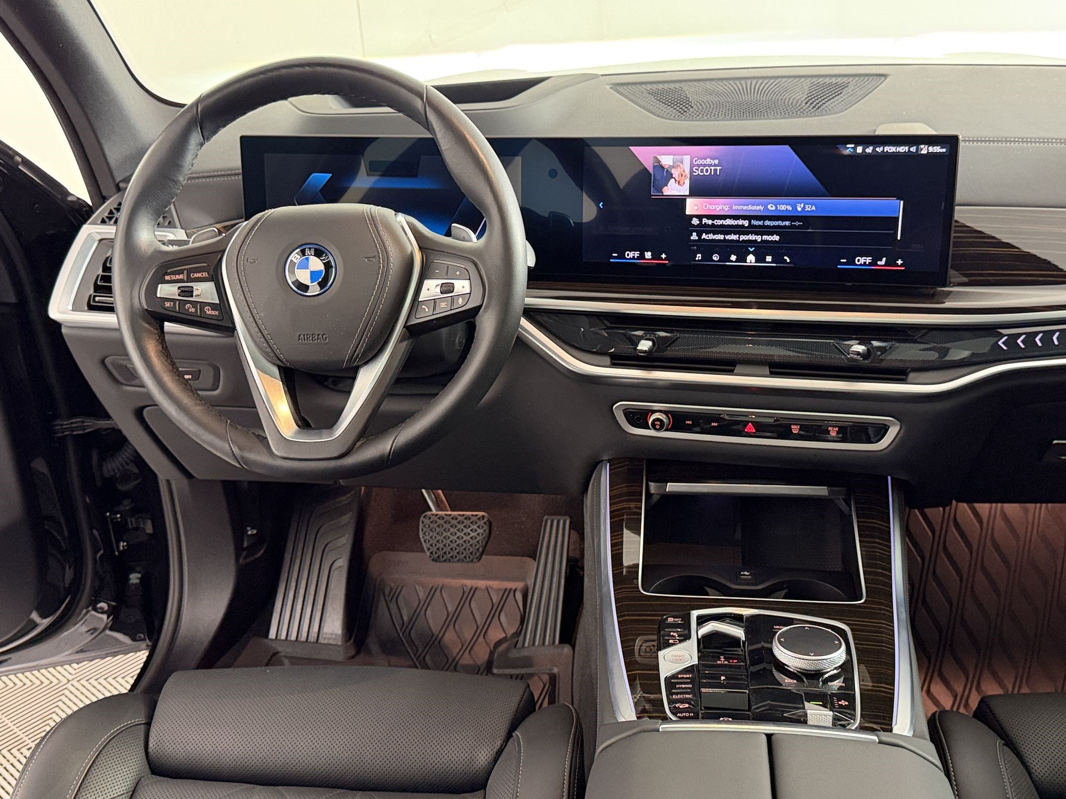Used 2025 BMW X5 xDrive50e AWD/4WD image 29