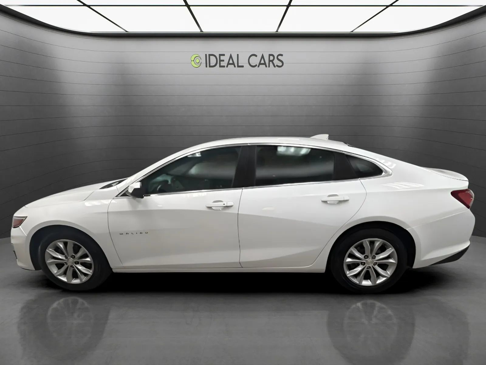 Used 2021 Chevrolet Malibu LT FWD image 8