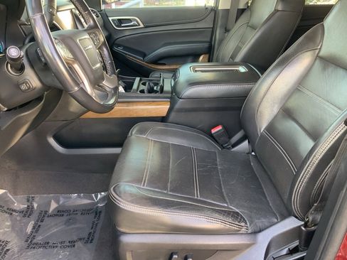 Used 2020 GMC Yukon XL Denali image 15