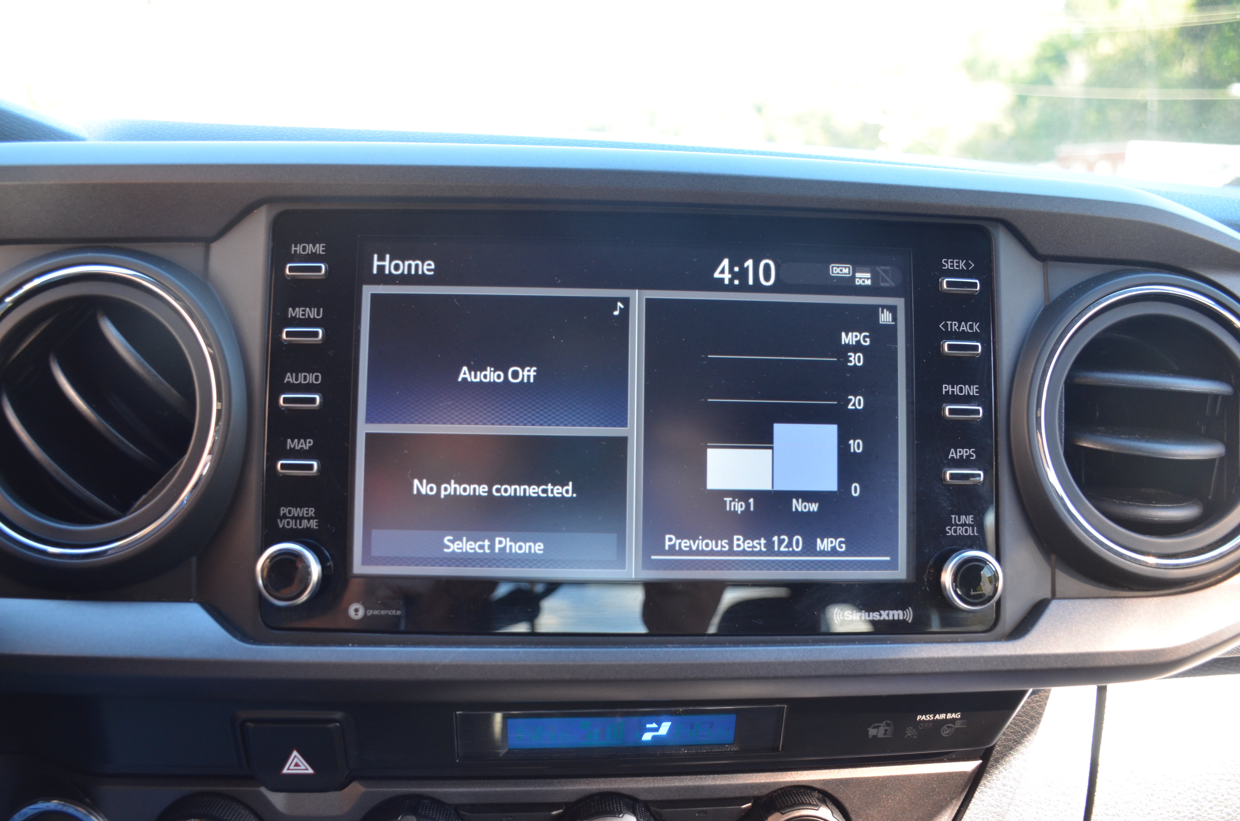 Used 2023 Toyota Tacoma TRD Off-Road w/ Technology Package AWD/4WD image 51