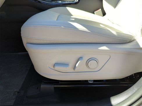 New 2026 Kia Sorento SX image 21