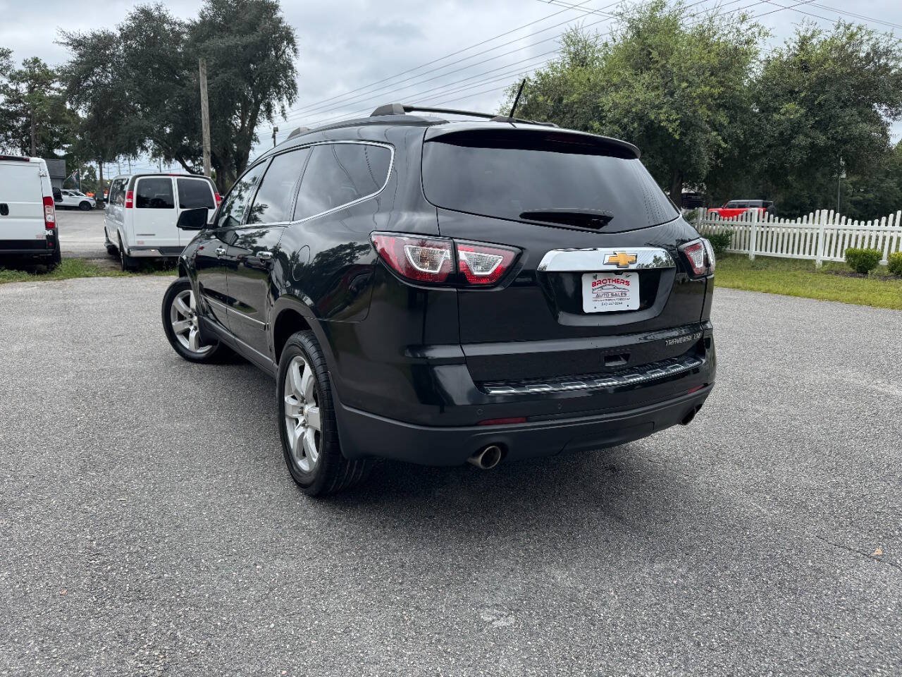 Used 2016 Chevrolet Traverse LTZ FWD image 32