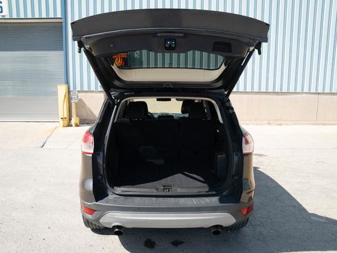 Used 2015 Ford Escape Titanium w/ Equipment Group 301A AWD/4WD image 16