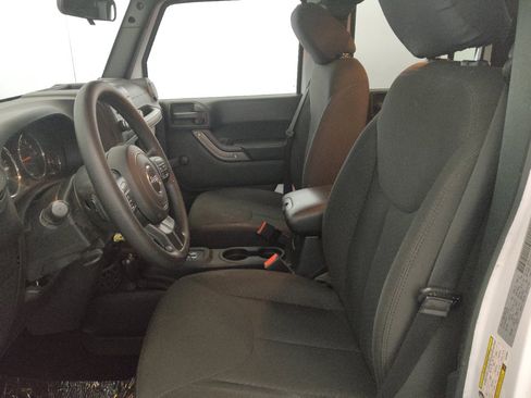 Used 2017 Jeep Wrangler Unlimited Sport AWD/4WD image 17