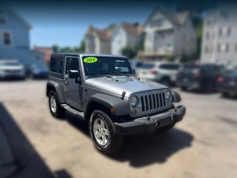 Used 2014 Jeep Wrangler Sport w/ Quick Order Package 24S AWD/4WD image 4