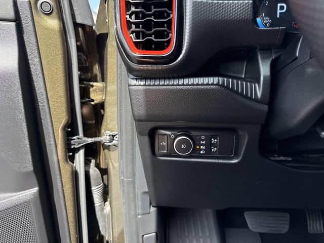 Used 2025 Ford Ranger Raptor AWD/4WD image 32