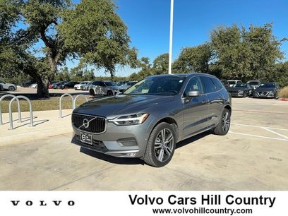 Used 2018 Volvo XC60 T5 Momentum w/ Advanced Package