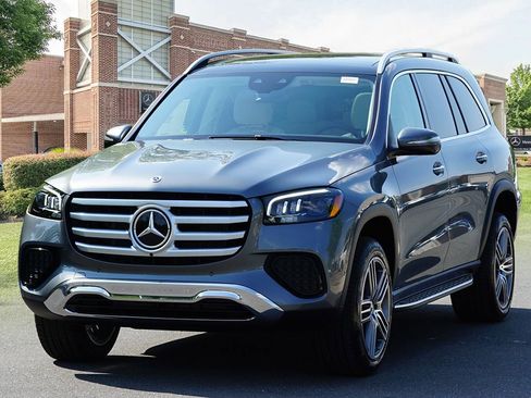 New 2026 Mercedes-Benz GLS 450 4MATIC image 4
