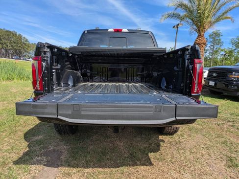 Certified 2025 Ford F150 Platinum w/ Equipment Group 703A Plus AWD/4WD image 5