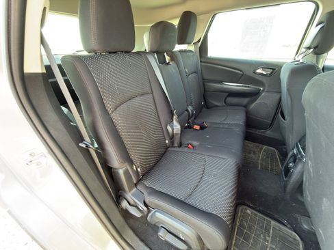 Used 2015 Dodge Journey American Value Package FWD image 12