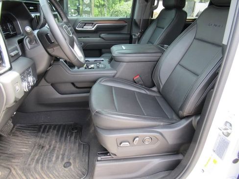 Certified 2024 GMC Sierra 2500 Denali w/ Denali Reserve Package AWD/4WD image 16
