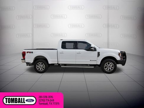 Certified 2022 Ford F250 Lariat w/ Lariat Value Package AWD/4WD image 9