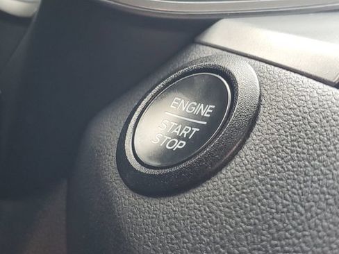 Certified 2025 Ford Escape Active AWD/4WD image 18