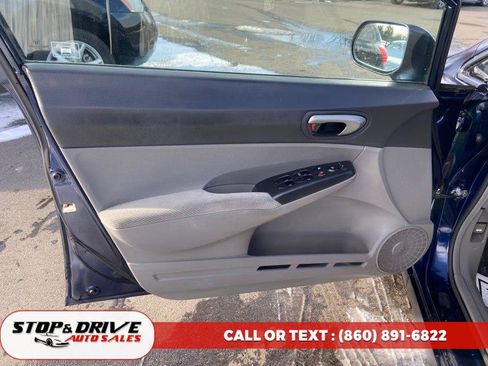 Used 2010 Honda Civic LX image 8