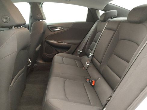 Used 2022 Chevrolet Malibu LT FWD image 18
