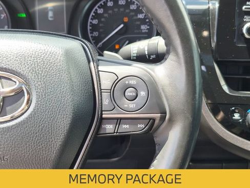 Used 2024 Toyota Camry SE w/ Convenience Package FWD image 19