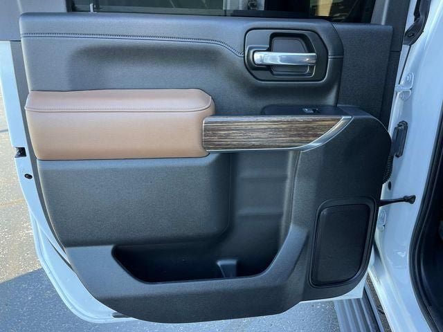 Used 2022 Chevrolet Silverado 3500 High Country AWD/4WD image 20