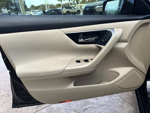 Used 2014 Nissan Altima 2.5 S image 17