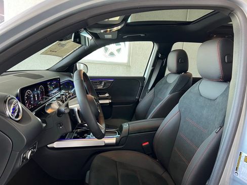 Certified 2025 Mercedes-Benz GLB 250 GLB 250 image 10