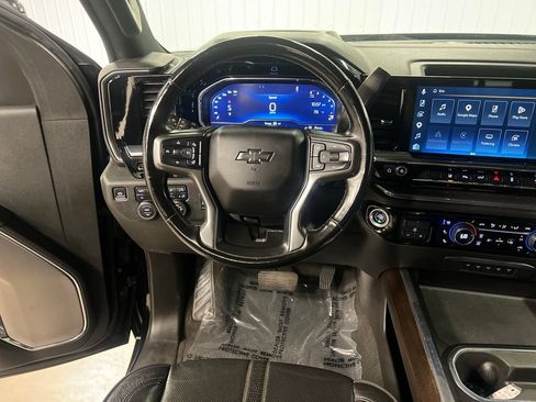 Certified 2024 Chevrolet Silverado 2500 High Country w/ High Country Premium Package AWD/4WD image 29