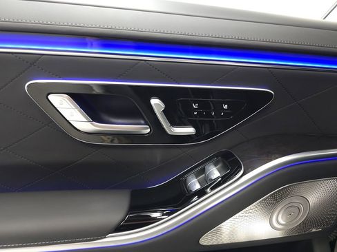 Used 2023 Mercedes-Benz S 580 4MATIC Sedan w/ AMG Line image 29