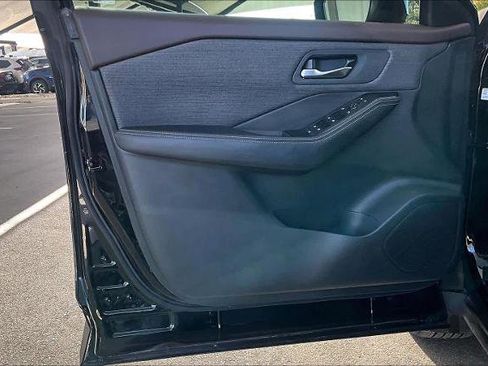 Certified 2021 Nissan Rogue SV image 20