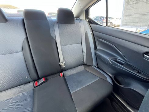Used 2025 Nissan Versa SV FWD image 38