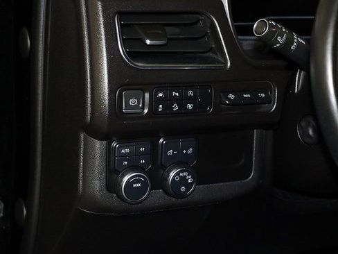 Used 2023 Chevrolet Tahoe High Country w/ Premium Package 2 AWD/4WD image 28