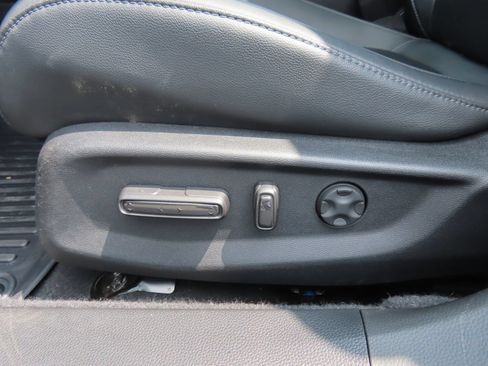 Used 2022 Honda Accord Touring image 32