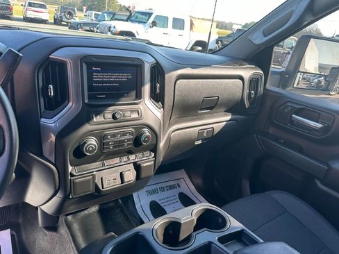 Used 2022 Chevrolet Silverado 2500 W/T w/ WT Fleet Convenience Package RWD image 8