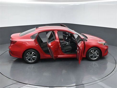 Used 2024 Kia Forte LXS image 58