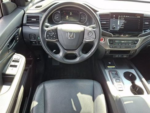 Certified 2024 Honda Passport EX-L image 12